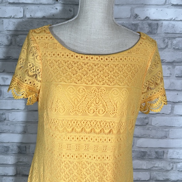 🌻FOR BUNDLES ONLY🌻London Times Yellow Lace Dress - Picture 2 of 11